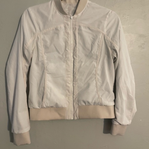 Lululemon reversible Jacket - Picture 7 of 7